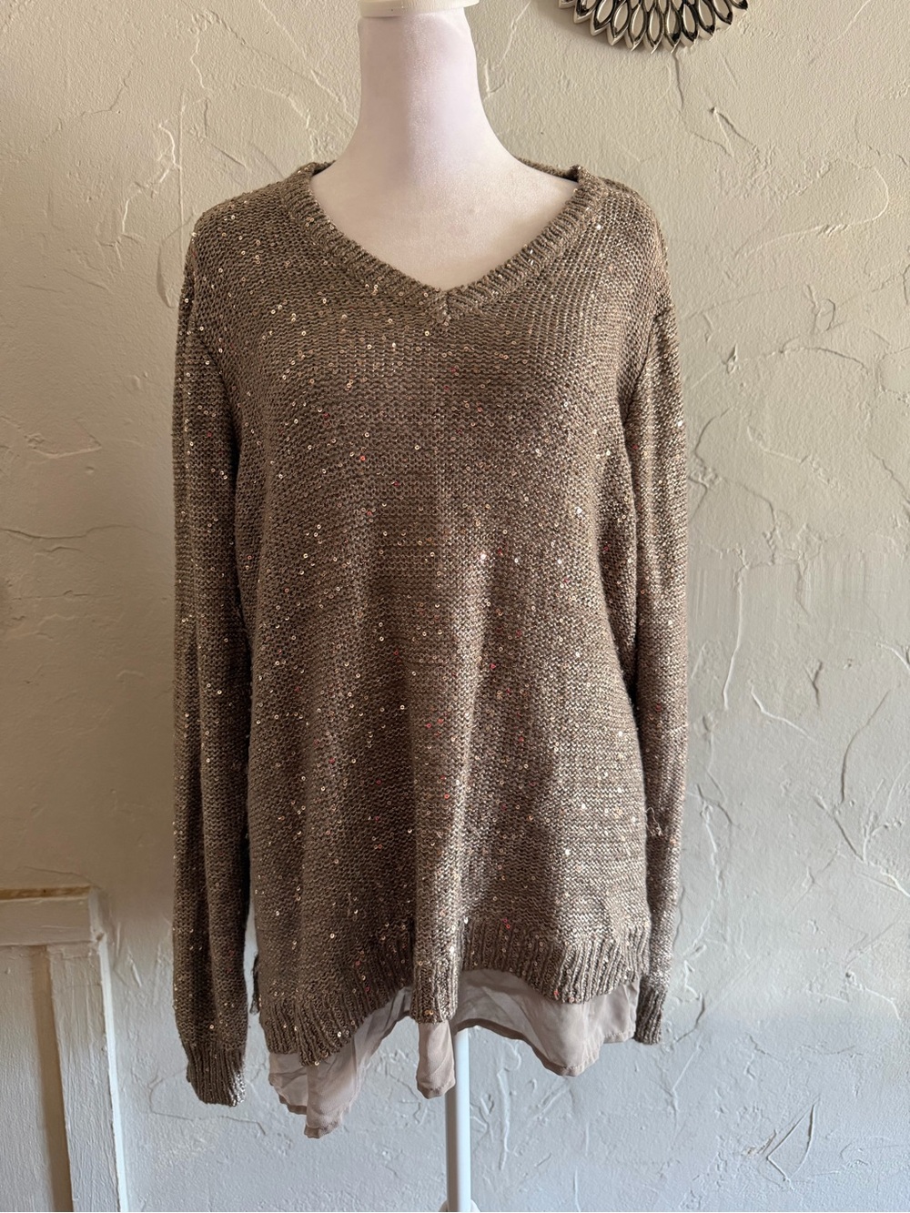 Faded Glory Taupe Speckled V-Neck Sweater